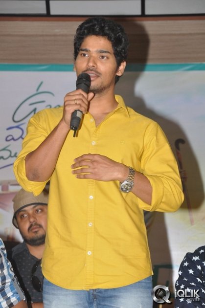 Undhile-Manchi-Kalam-Mundhu-Mundhuna-Movie-Press-Meet